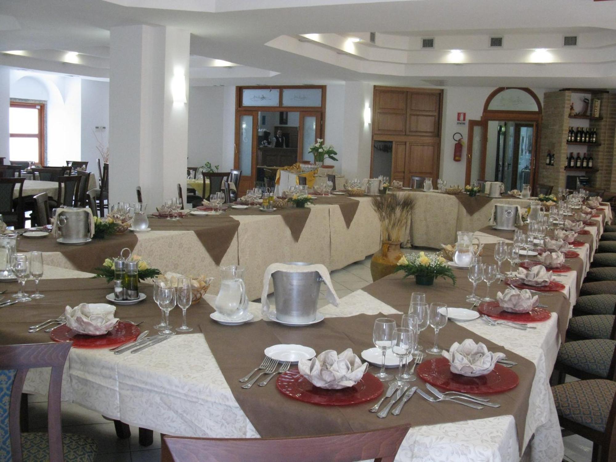 Hotel Ristorante Antica Marina Nicotera Exterior foto
